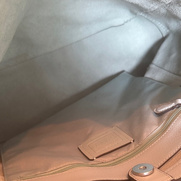 Coach color block Green Tote Bag EUC - Picture 7 of 16